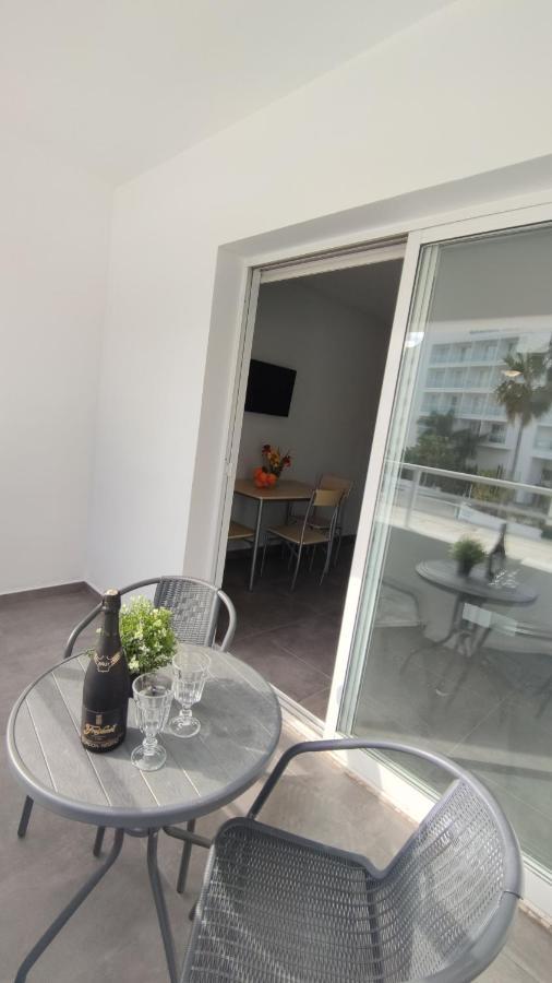 איה נאפה Nissi Avenue Studio מראה חיצוני תמונה
